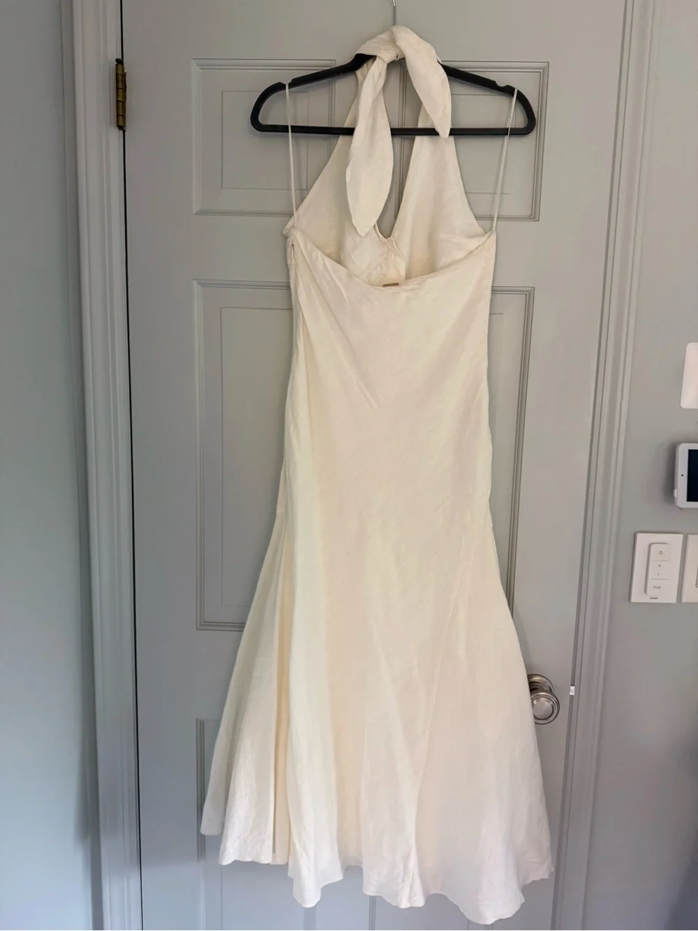 cult gaia ivory halter button-front midi dress linen with wrapped buttons - Picture 9 of 12